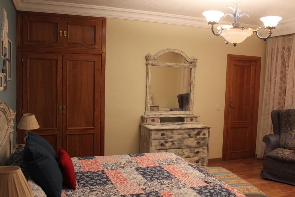 Hostal-Restaurante Fogon De Gredos กิซานโด ภายนอก รูปภาพ
