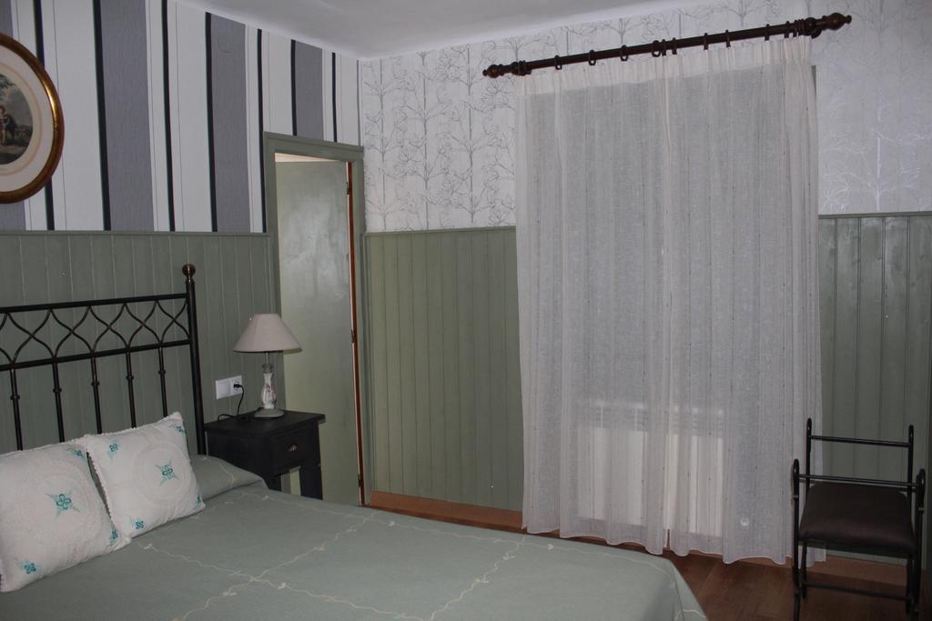 Hostal-Restaurante Fogon De Gredos กิซานโด ภายนอก รูปภาพ